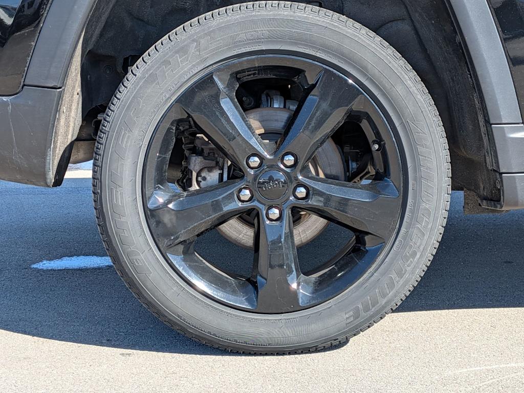 Thumbnail: 2023 Jeep Grand Cherokee - 7