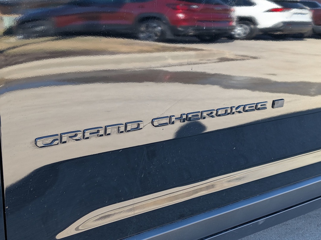 Thumbnail: 2023 Jeep Grand Cherokee - 6