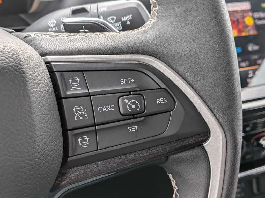 Thumbnail: 2023 Jeep Grand Cherokee - 29