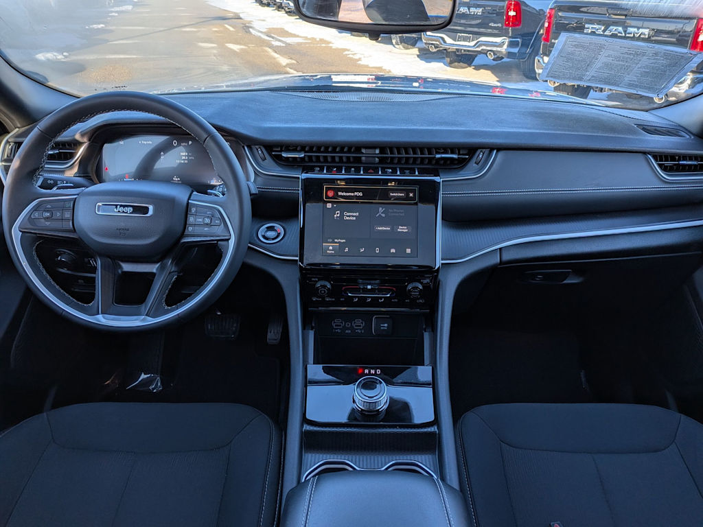 Thumbnail: 2024 Jeep Grand Cherokee - 8