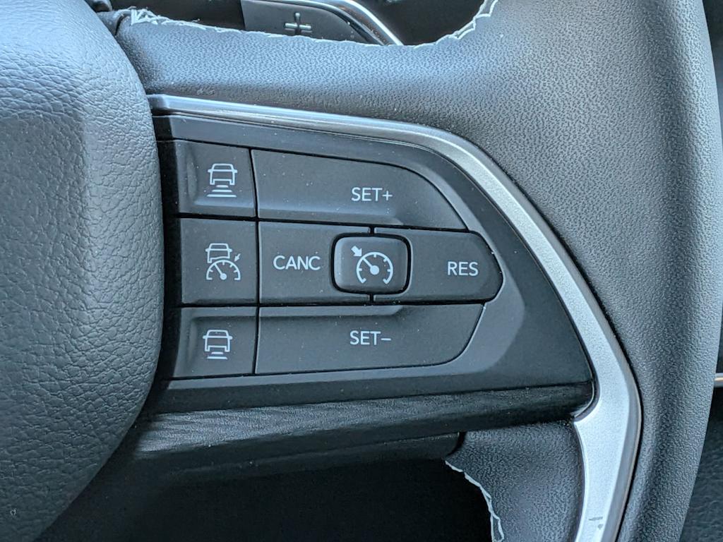 Thumbnail: 2024 Jeep Grand Cherokee - 27