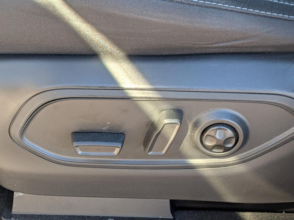 Thumbnail: 2024 Jeep Grand Cherokee - 22