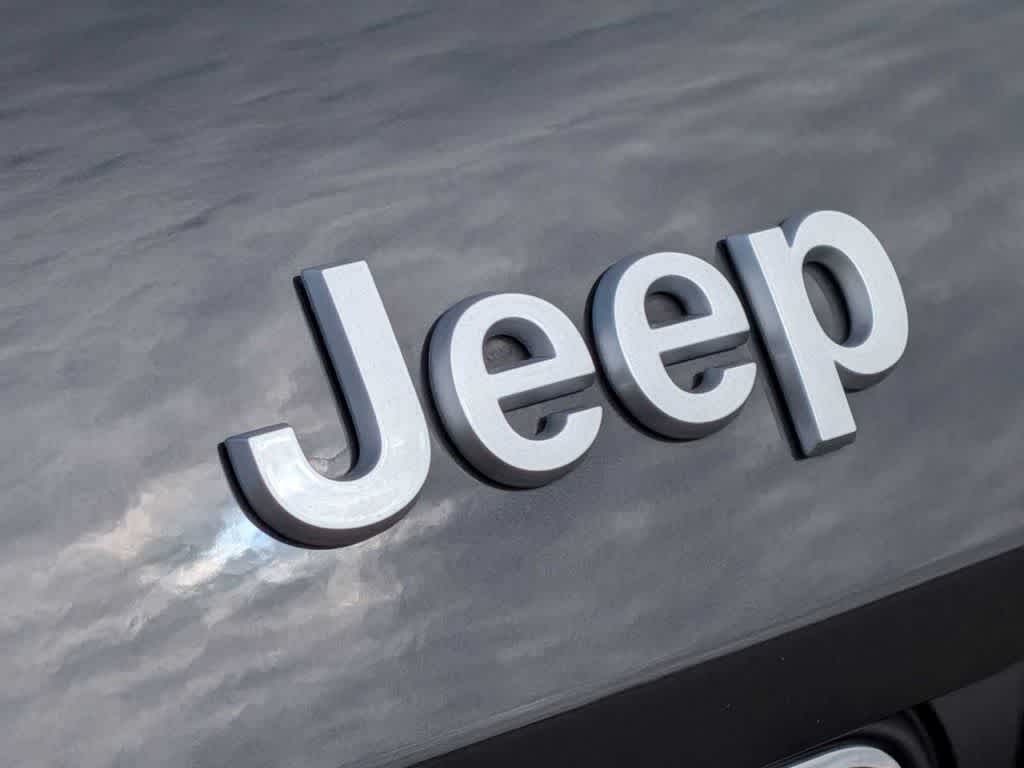 Thumbnail: 2025 Jeep Grand Cherokee - 24