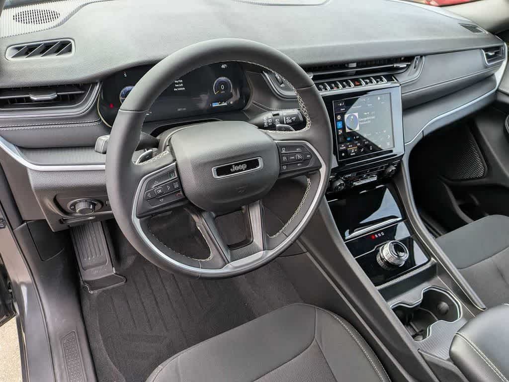Thumbnail: 2025 Jeep Grand Cherokee - 2