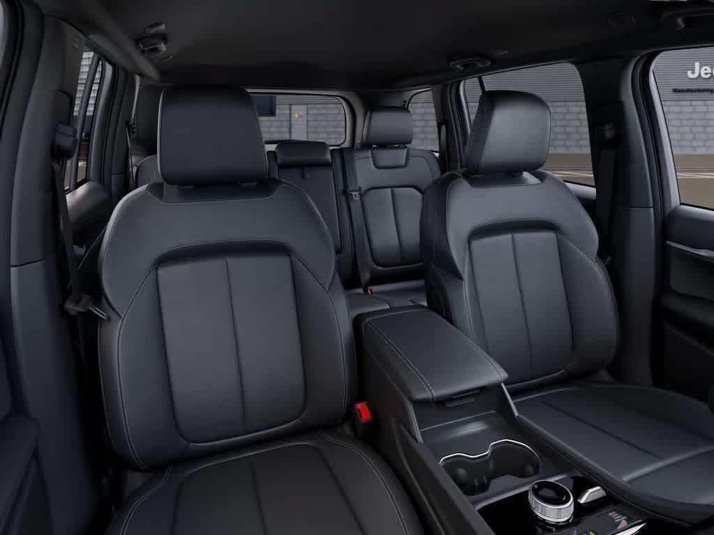 Thumbnail: 2025 Jeep Grand Cherokee - 9