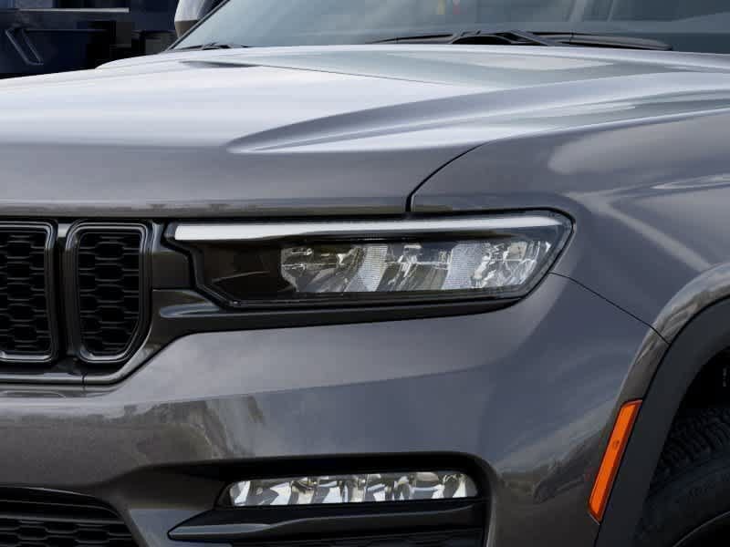 Thumbnail: 2025 Jeep Grand Cherokee - 16