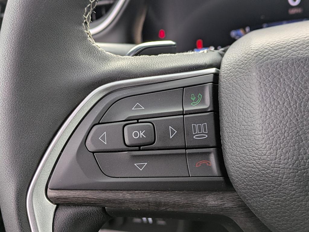 Thumbnail: 2025 Jeep Grand Cherokee - 27