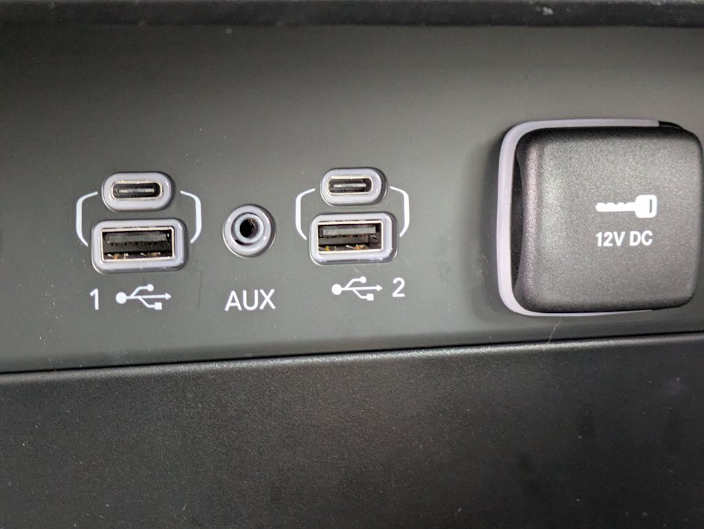 Thumbnail: 2025 Jeep Grand Cherokee - 32