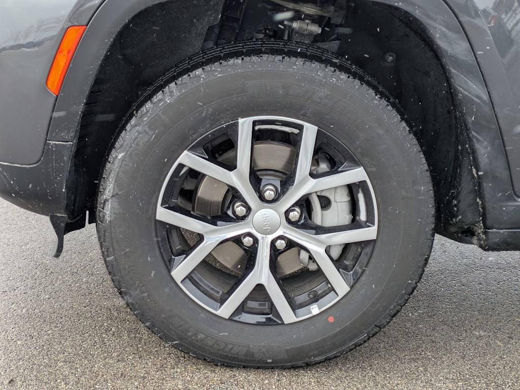 Thumbnail: 2025 Jeep Grand Cherokee - 7