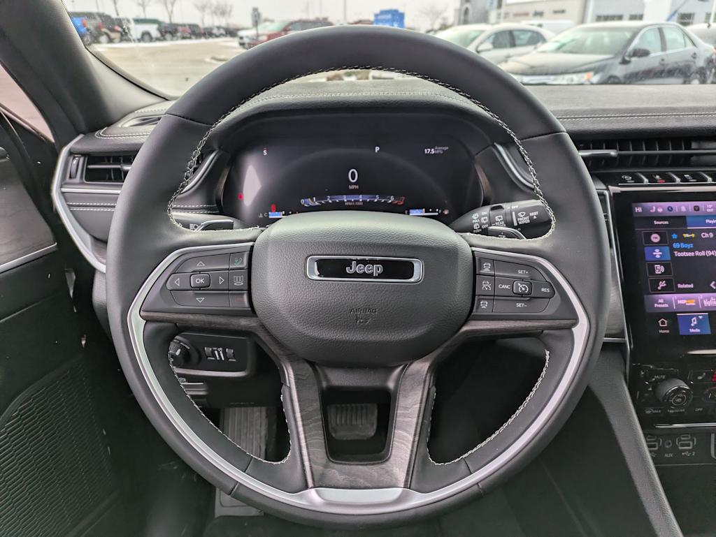 Thumbnail: 2025 Jeep Grand Cherokee - 12