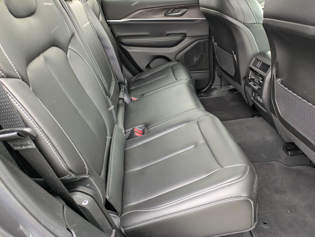 Thumbnail: 2025 Jeep Grand Cherokee - 26