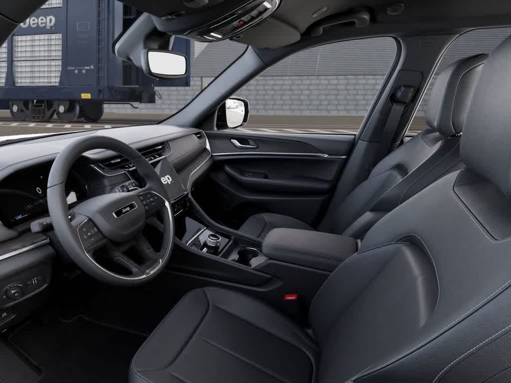 Thumbnail: 2025 Jeep Grand Cherokee - 24