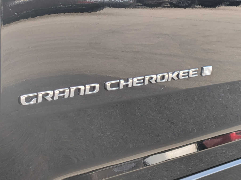 Thumbnail: 2023 Jeep Grand Cherokee - 6