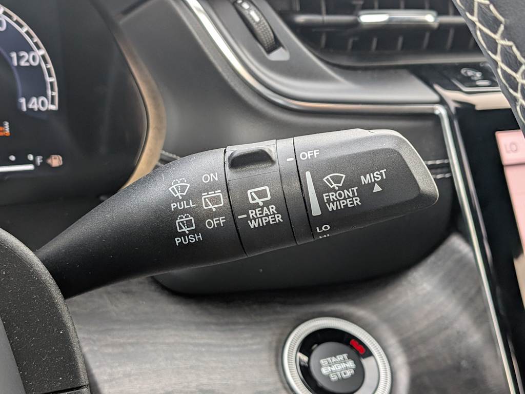Thumbnail: 2023 Jeep Grand Cherokee - 13