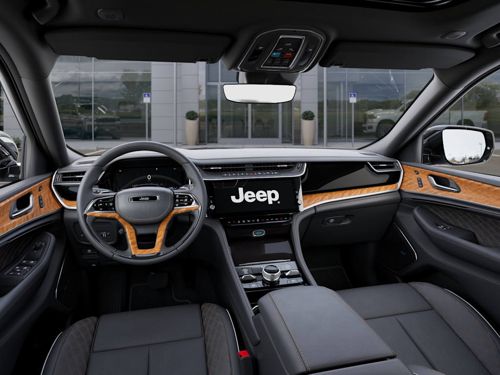 Thumbnail: 2026 Jeep Grand Cherokee - 2