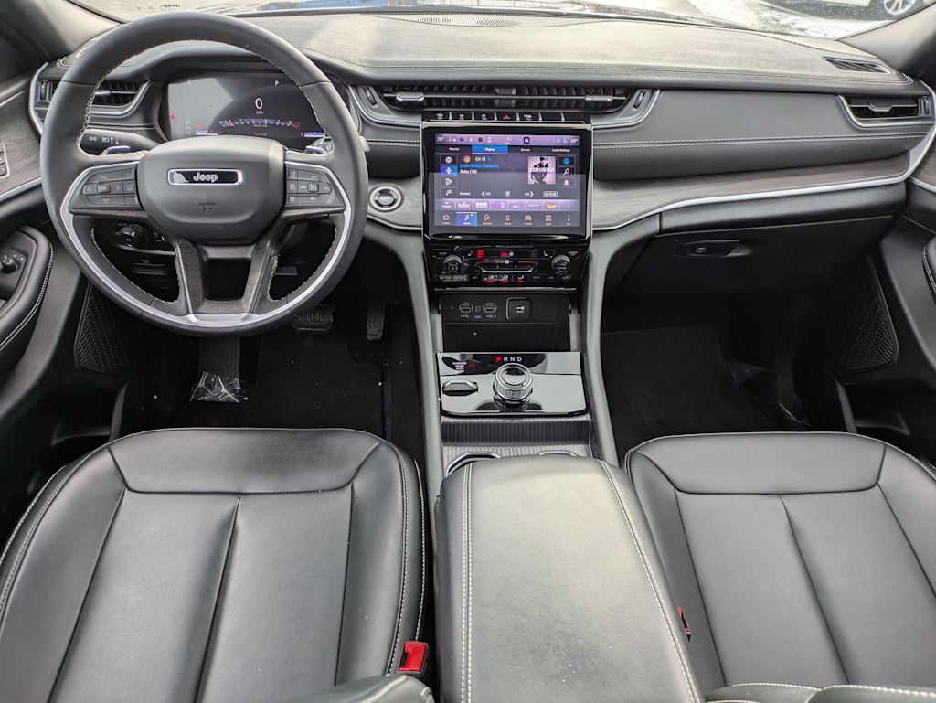 Thumbnail: 2025 Jeep Grand Cherokee L - 9