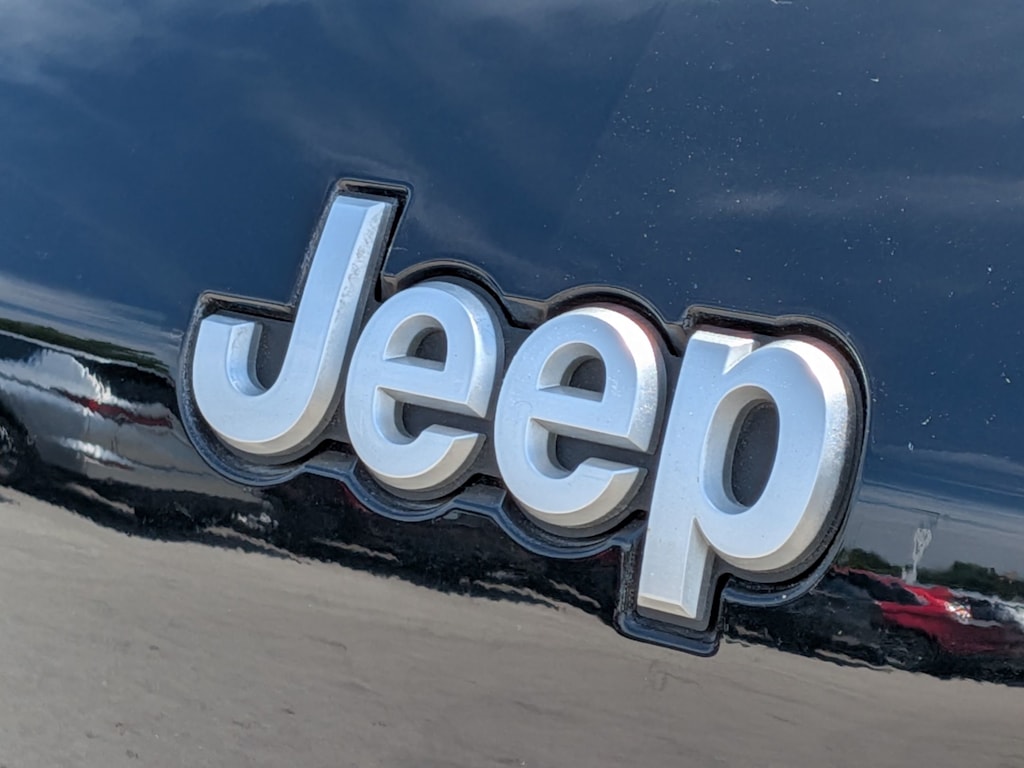 Thumbnail: 2025 Jeep Grand Cherokee L - 23