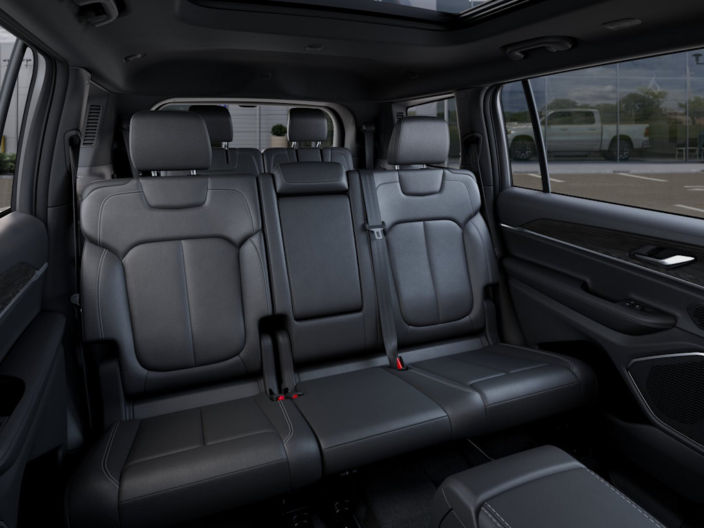 Thumbnail: 2026 Jeep Grand Cherokee L - 8