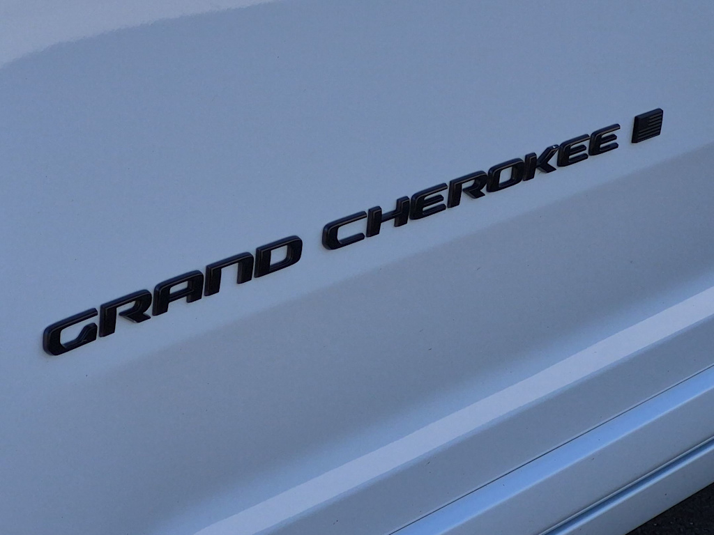 Thumbnail: 2025 Jeep Grand Cherokee L - 7