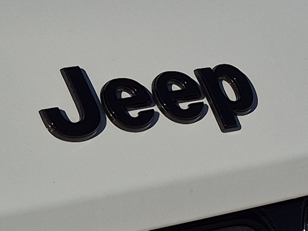 Thumbnail: 2025 Jeep Grand Cherokee L - 25