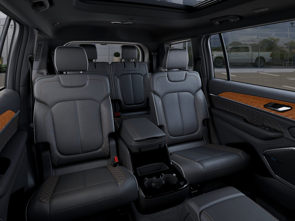 Thumbnail: 2026 Jeep Grand Cherokee L - 10