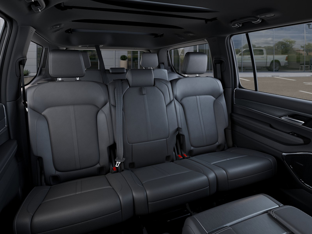 Thumbnail: 2026 Jeep Grand Wagoneer - 8
