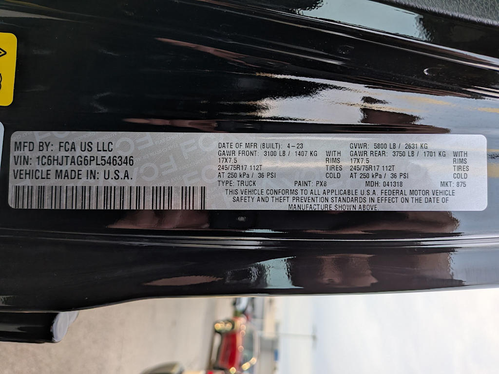 Thumbnail: 2023 Jeep Gladiator - 18