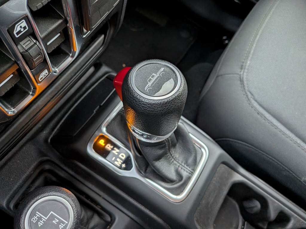 Thumbnail: 2023 Jeep Gladiator - 14