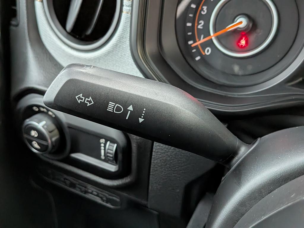 Thumbnail: 2024 Jeep Gladiator - 28