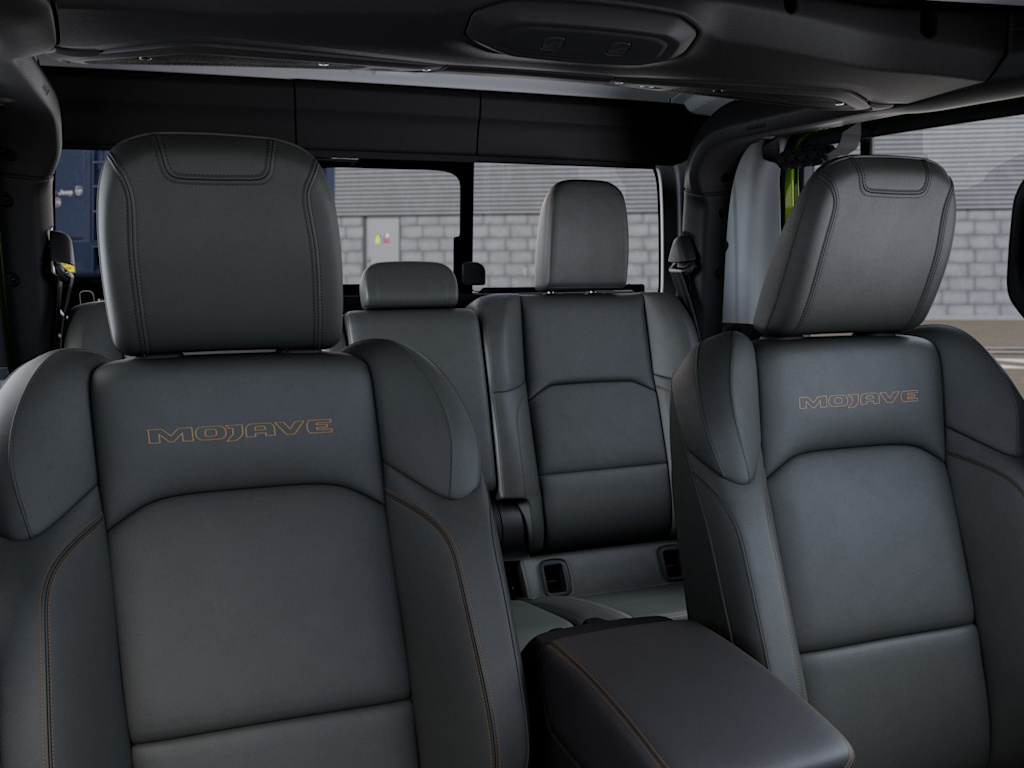 Thumbnail: 2025 Jeep Gladiator - 24