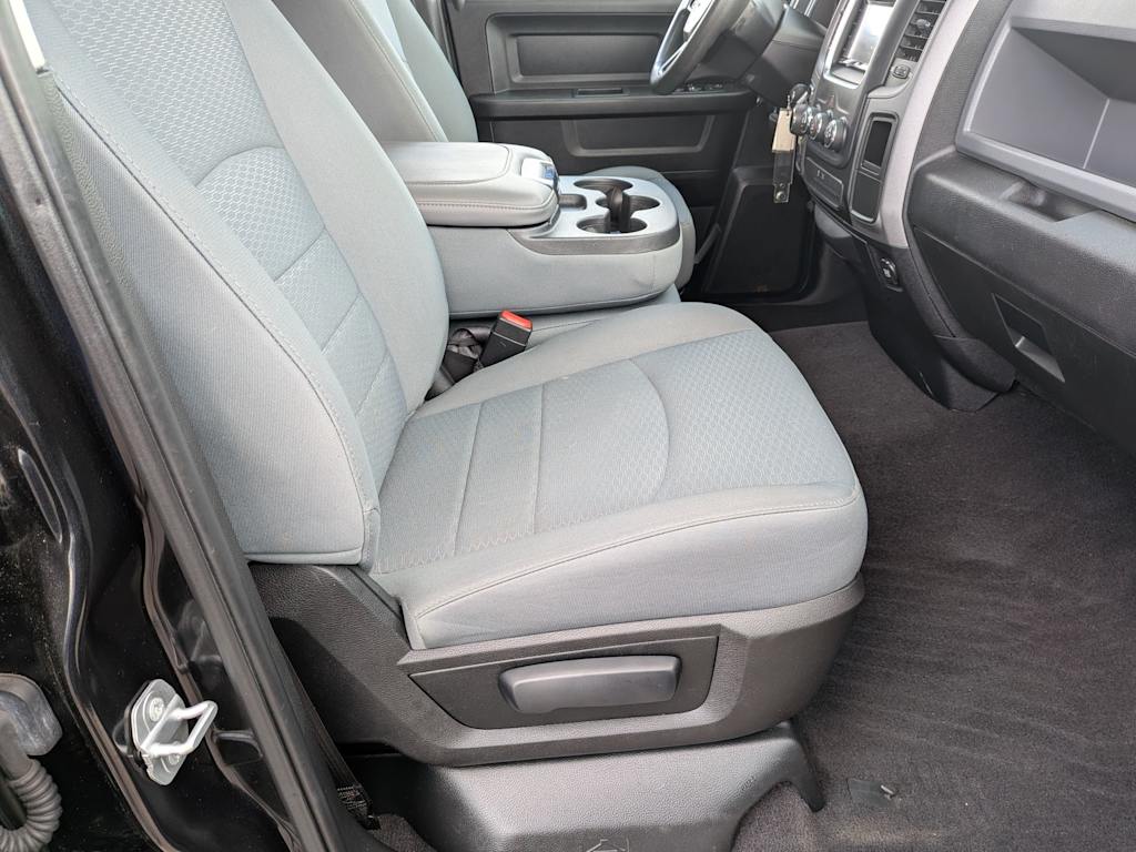 Thumbnail: 2017 RAM 1500 - 10