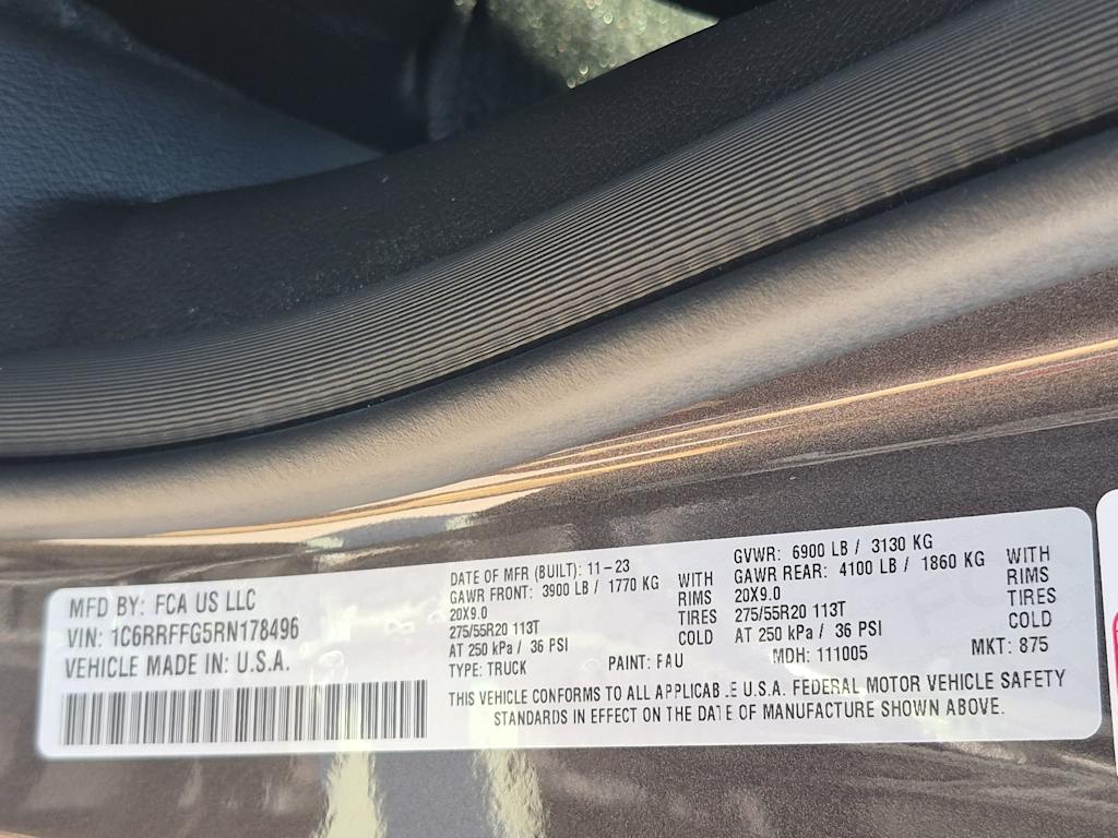 Thumbnail: 2024 RAM 1500 - 17