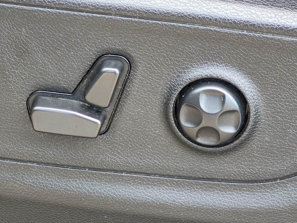 Thumbnail: 2021 RAM 1500 - 24