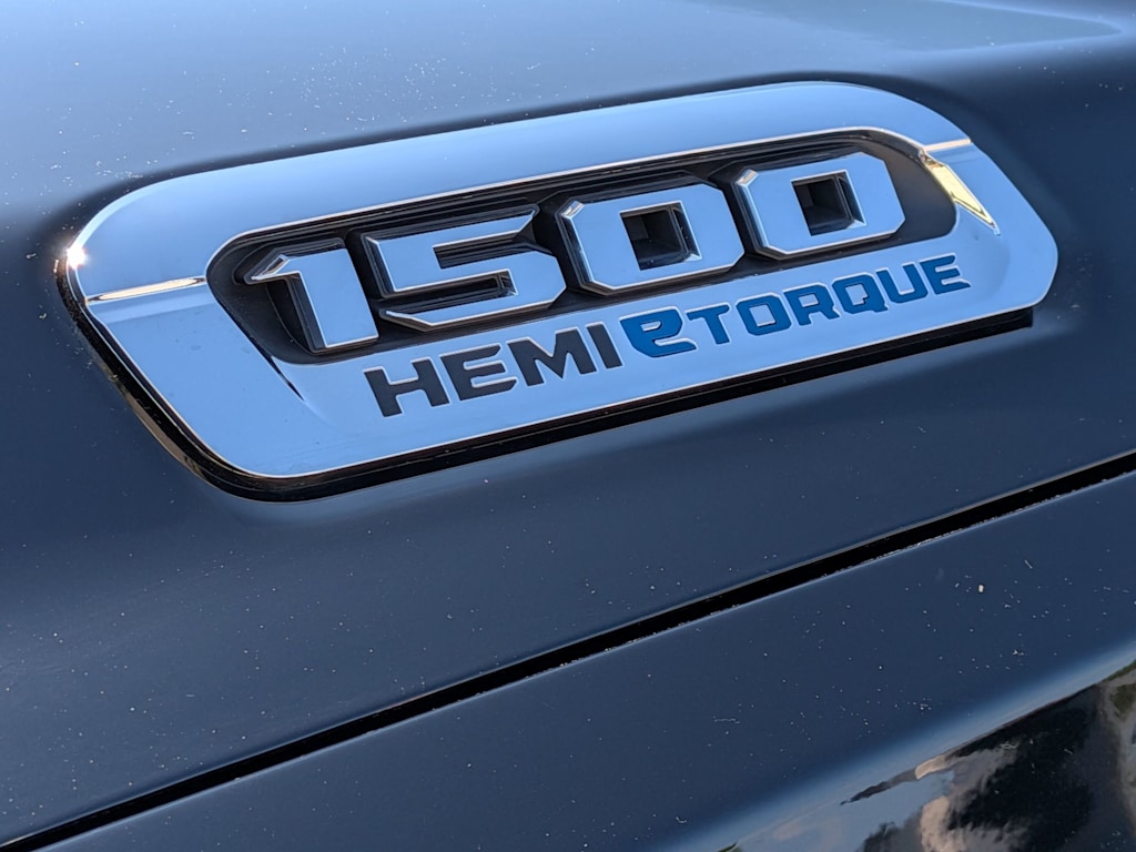 Thumbnail: 2022 RAM 1500 - 22