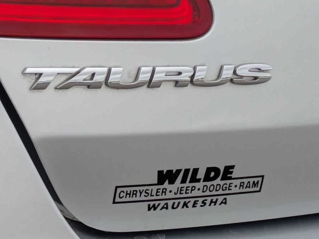 Thumbnail: 2017 Ford Taurus - 24