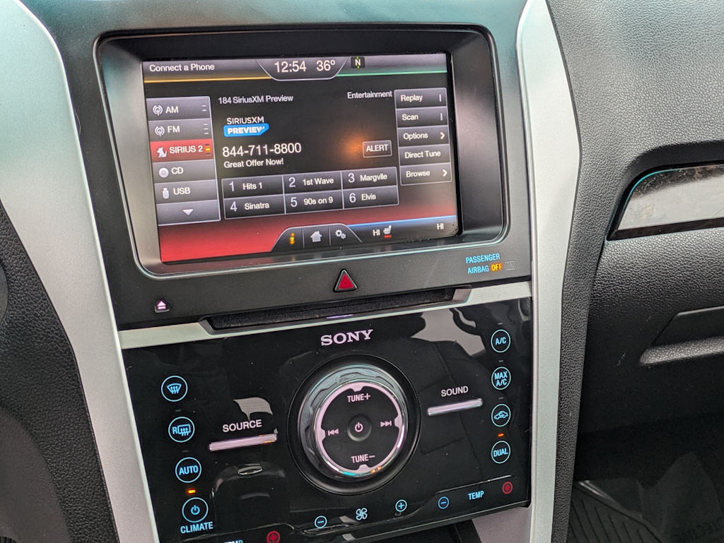 Thumbnail: 2014 Ford Explorer - 13