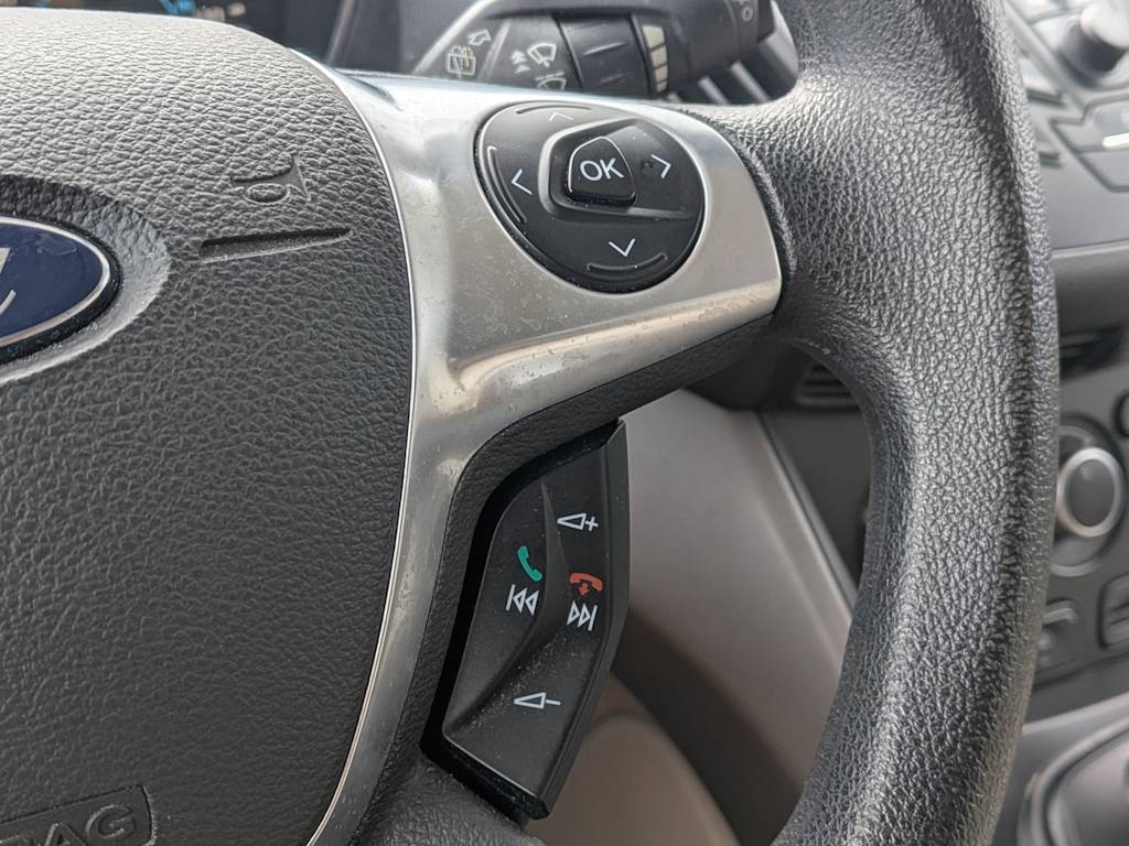 Thumbnail: 2014 Ford Escape - 26