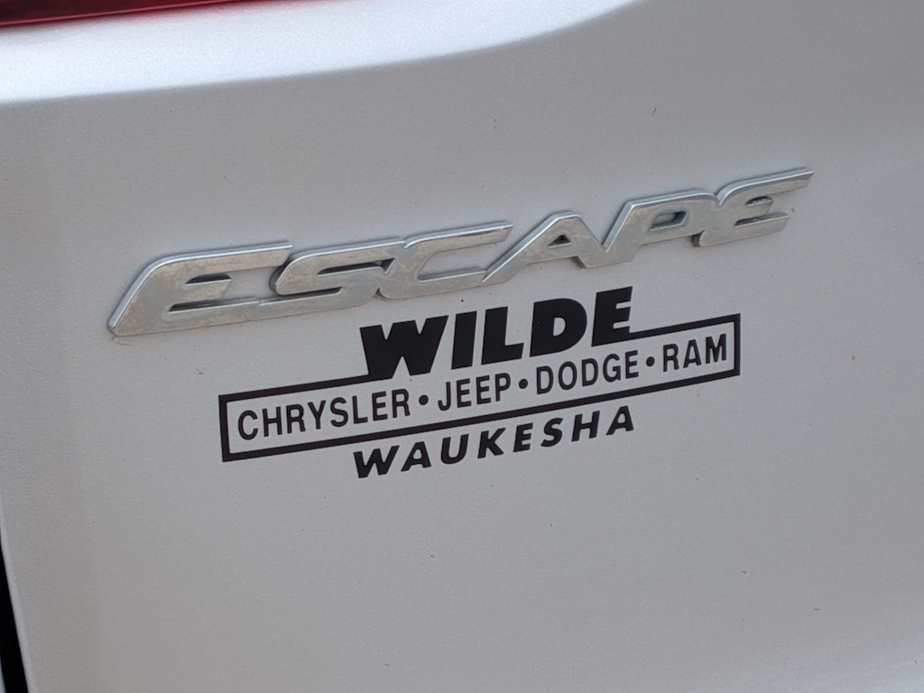 Thumbnail: 2014 Ford Escape - 7