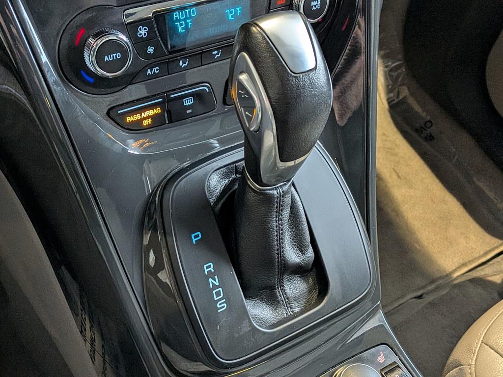 Thumbnail: 2016 Ford Escape - 16