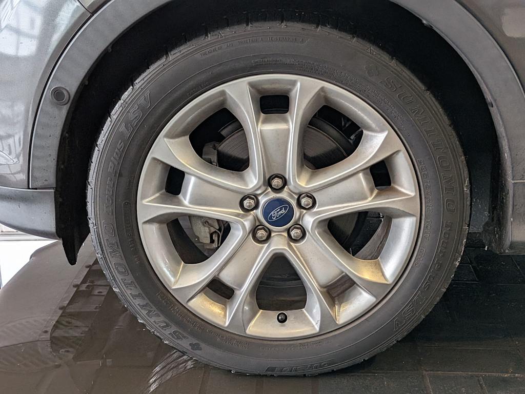 Thumbnail: 2016 Ford Escape - 8