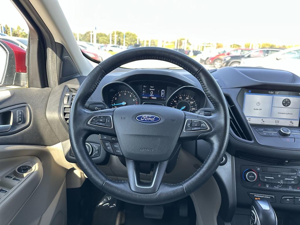 2019 Ford Escape SEL 9