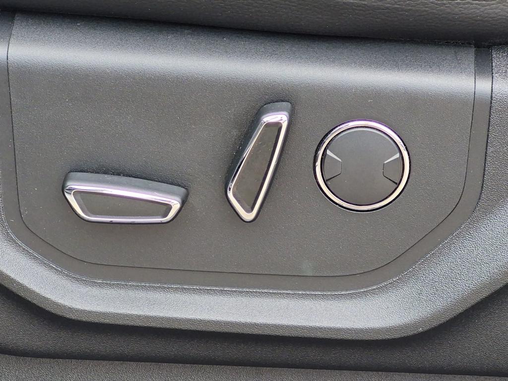 Thumbnail: 2017 Ford F-150 - 25