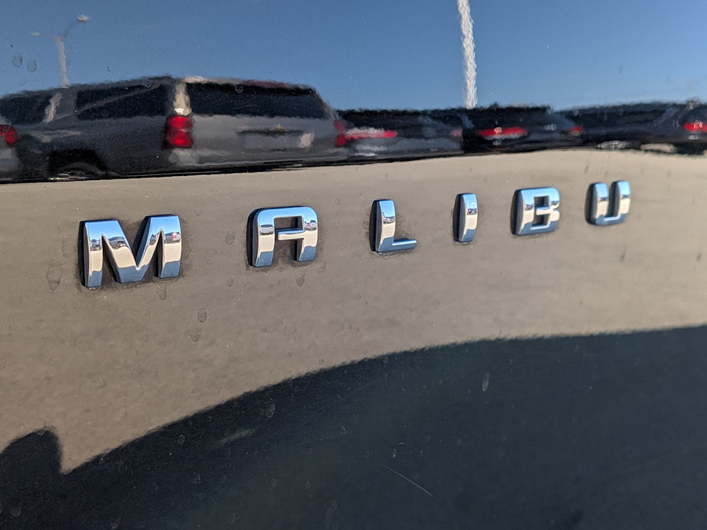 Thumbnail: 2023 Chevrolet Malibu - 4