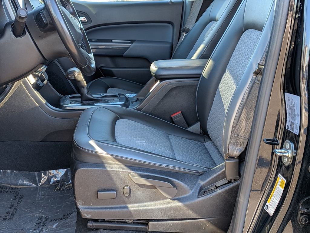 Thumbnail: 2021 Chevrolet Colorado - 10