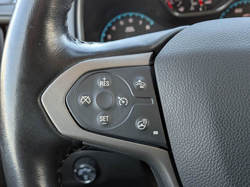 Thumbnail: 2021 Chevrolet Colorado - 25