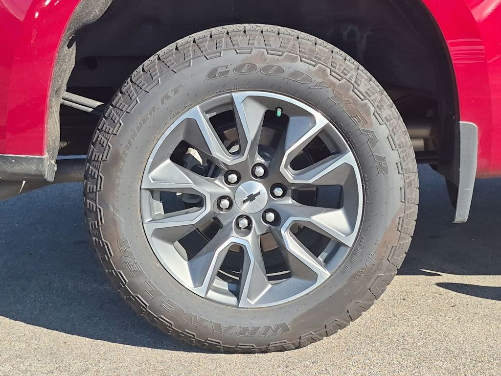 Thumbnail: 2025 Chevrolet Silverado 1500 - 8