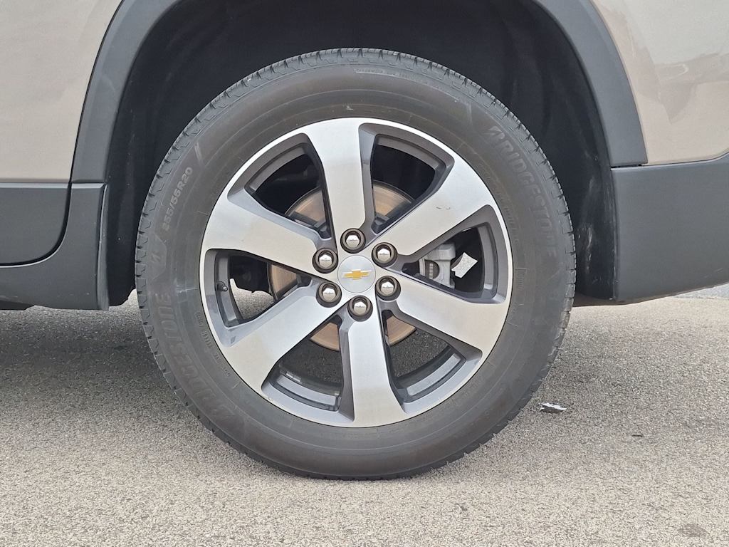 Thumbnail: 2018 Chevrolet Traverse - 8