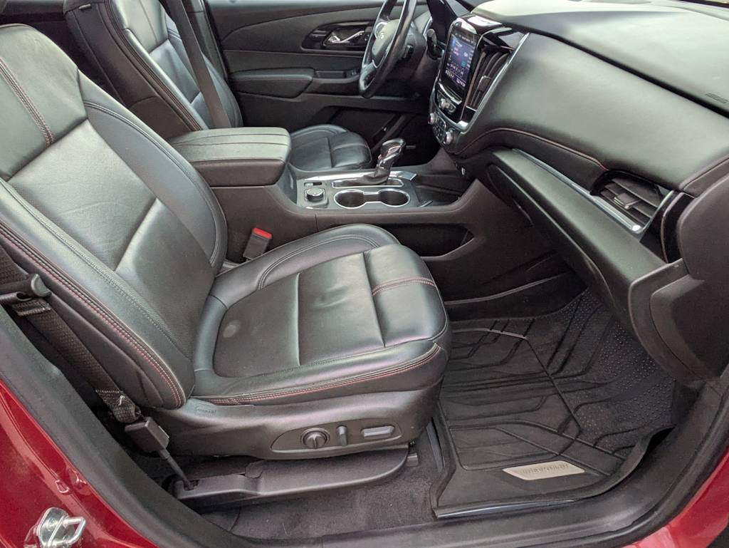 Thumbnail: 2022 Chevrolet Traverse - 11