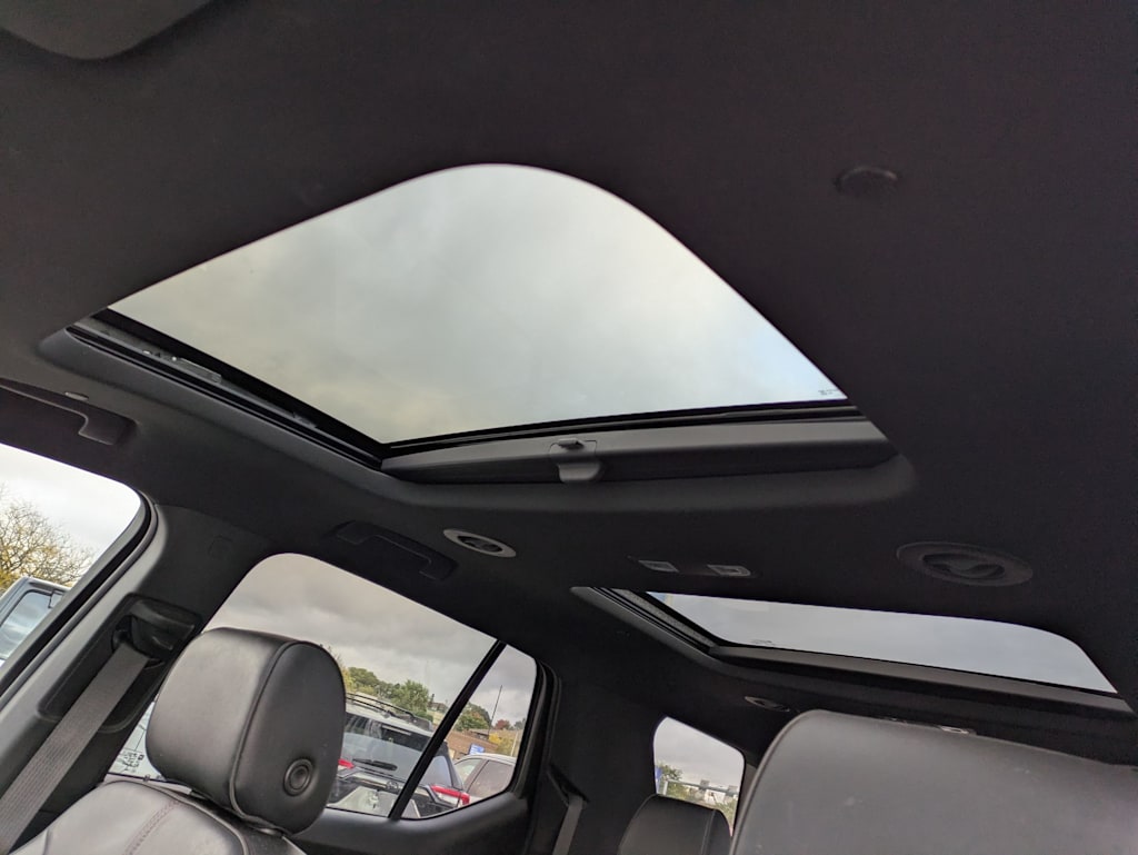 Thumbnail: 2022 Chevrolet Traverse - 25