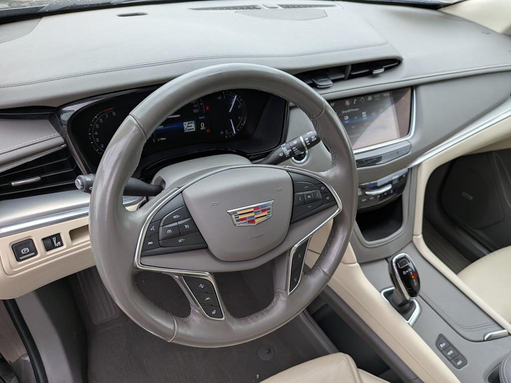Thumbnail: 2019 Cadillac XT5 - 2